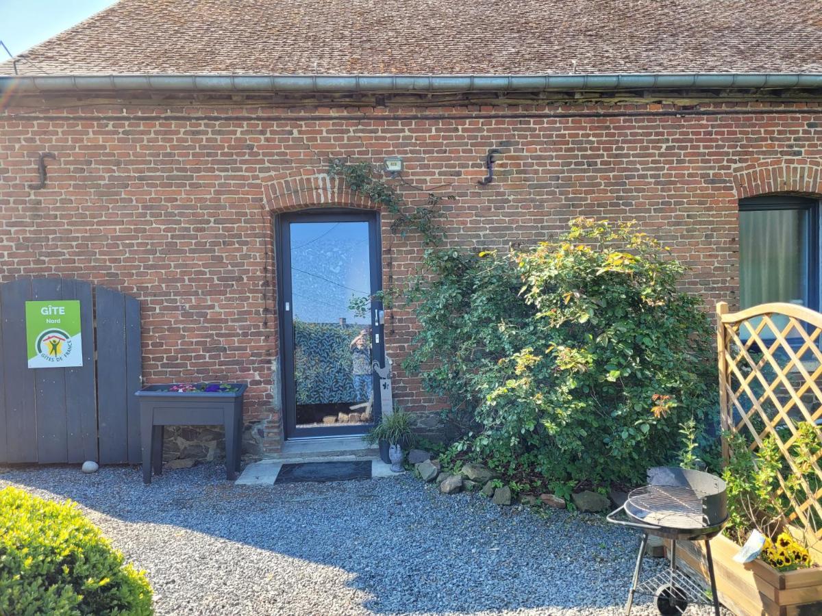 Studio Bienvenue Du Cote De Chez Nous Avec Jardin Privatif Wignehies Bagian luar foto