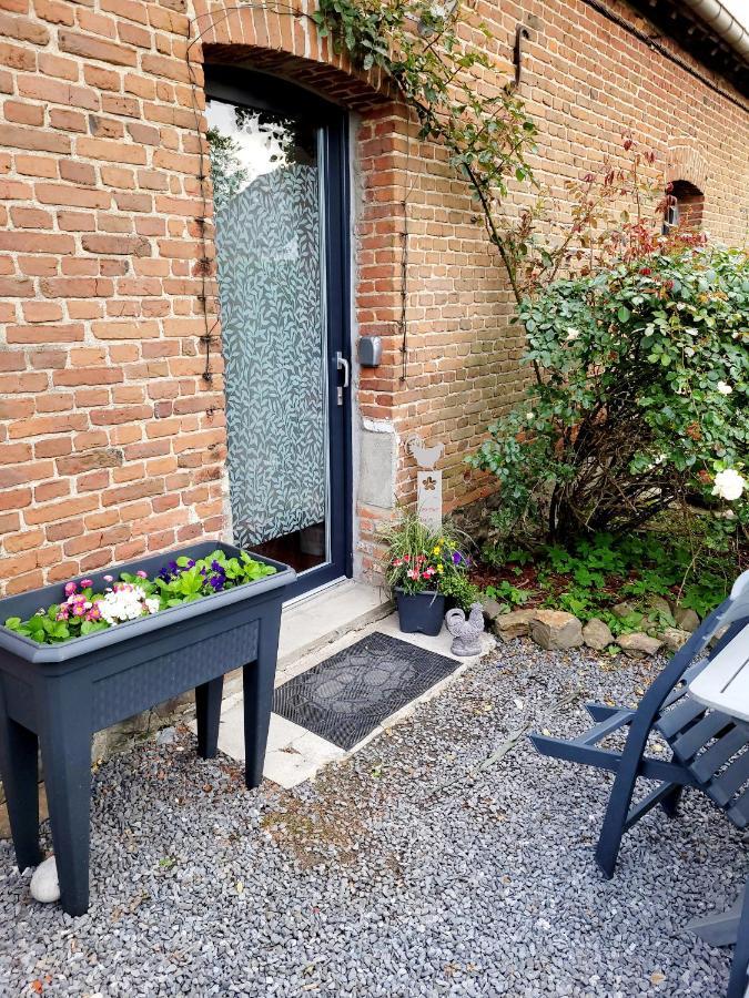 Studio Bienvenue Du Cote De Chez Nous Avec Jardin Privatif Wignehies Bagian luar foto