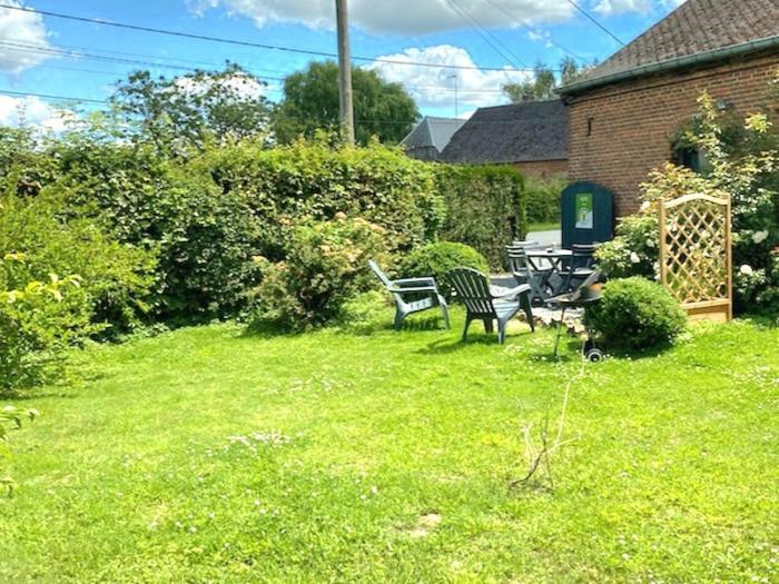 Studio Bienvenue Du Cote De Chez Nous Avec Jardin Privatif Wignehies Bagian luar foto