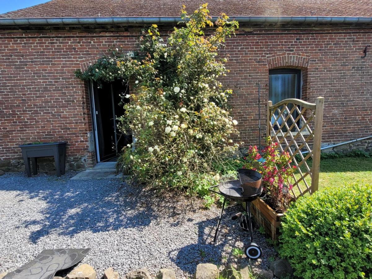 Studio Bienvenue Du Cote De Chez Nous Avec Jardin Privatif Wignehies Bagian luar foto