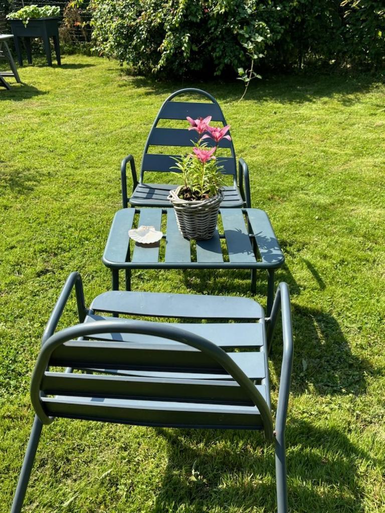 Studio Bienvenue Du Cote De Chez Nous Avec Jardin Privatif Wignehies Bagian luar foto